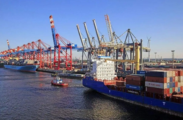 日本國(guó)際物流行業(yè)以其高效、快捷和安全的服務(wù)贏得了廣泛贊譽(yù)